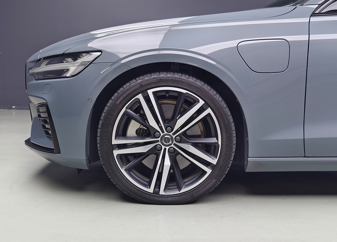 WhatsApp Image 2025-11-20 at 09.00.29