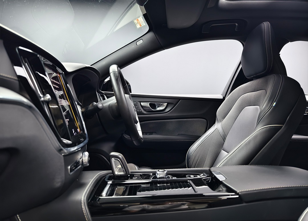 WhatsApp Image 2025-11-20 at 09.00.33