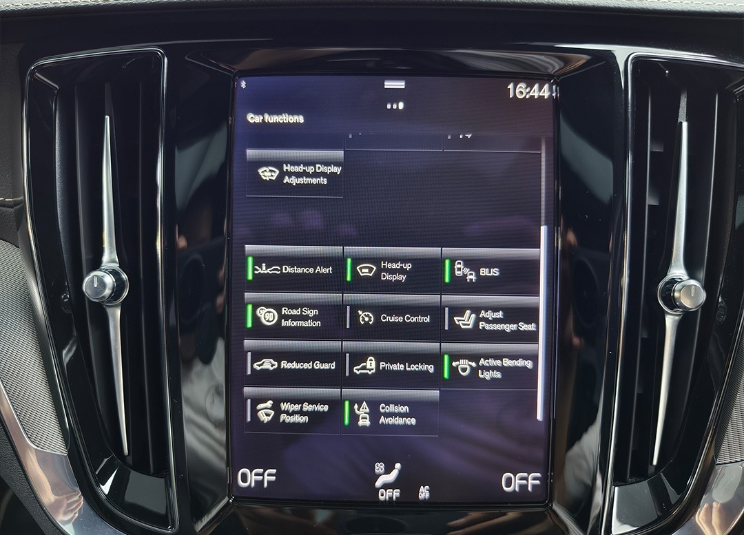 WhatsApp Image 2025-11-20 at 09.00.32