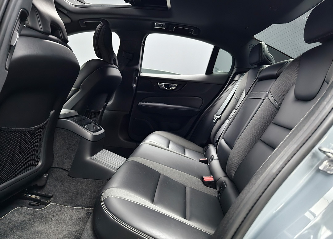 WhatsApp Image 2025-11-20 at 09.00.33 (2)