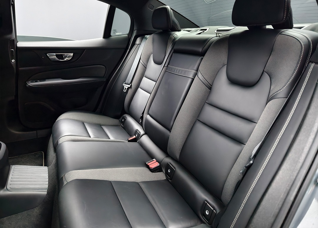 WhatsApp Image 2025-11-20 at 09.00.33 (1)