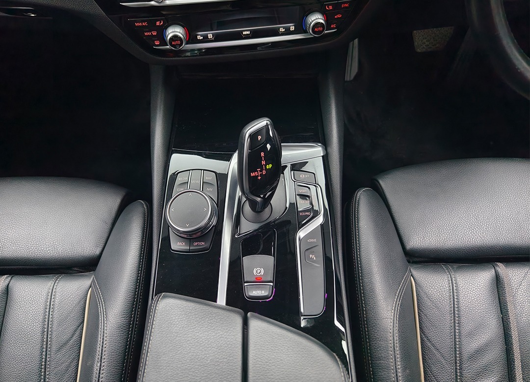 WhatsApp Image 2025-11-22 at 14.41.33 (2)