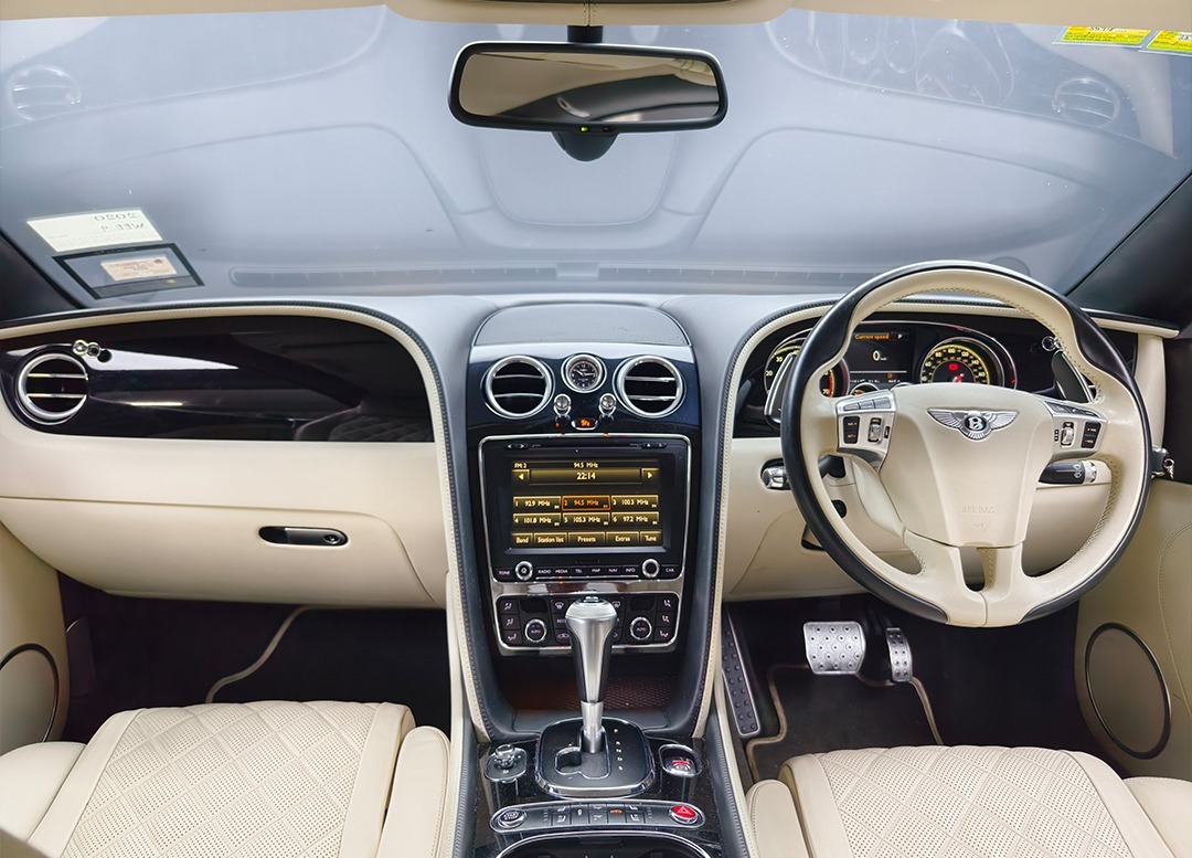 WhatsApp Image 2025-11-22 at 14.39.39