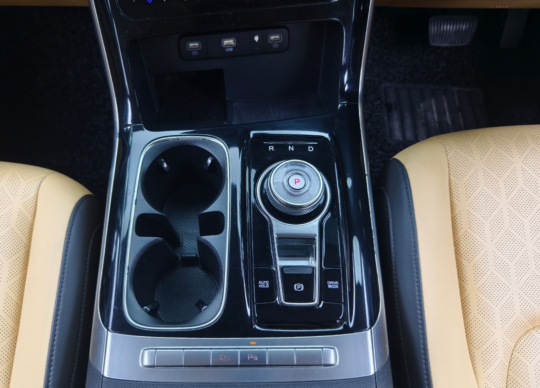 WhatsApp Image 2025-11-26 at 10.26.36 (2)