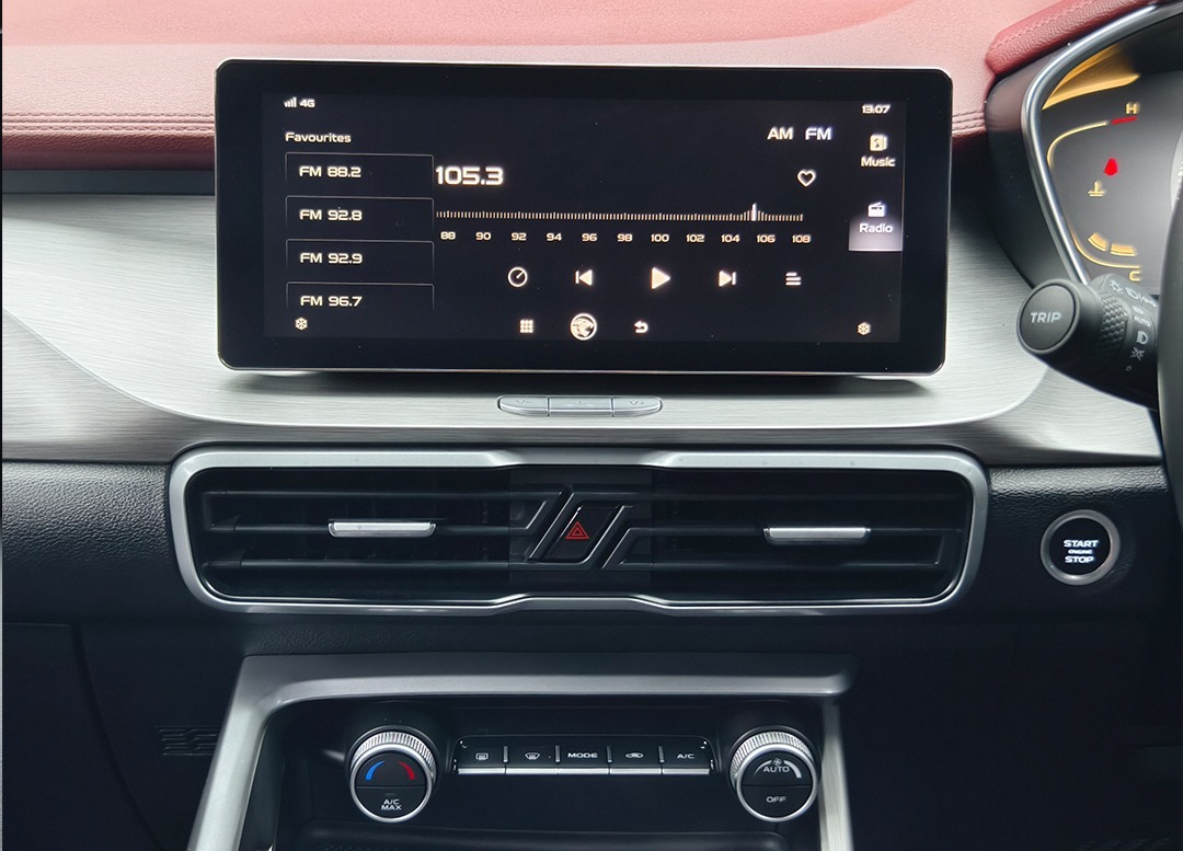 WhatsApp Image 2025-11-28 at 11.45.10 (2)