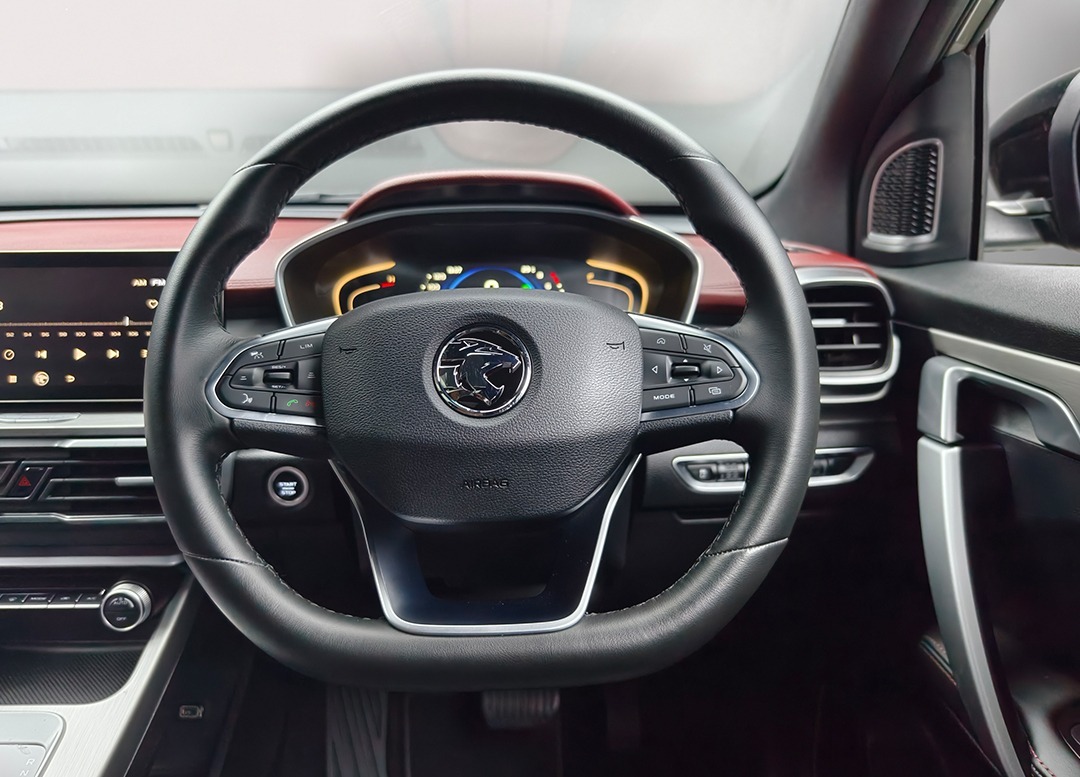 WhatsApp Image 2025-11-28 at 11.45.11 (1)