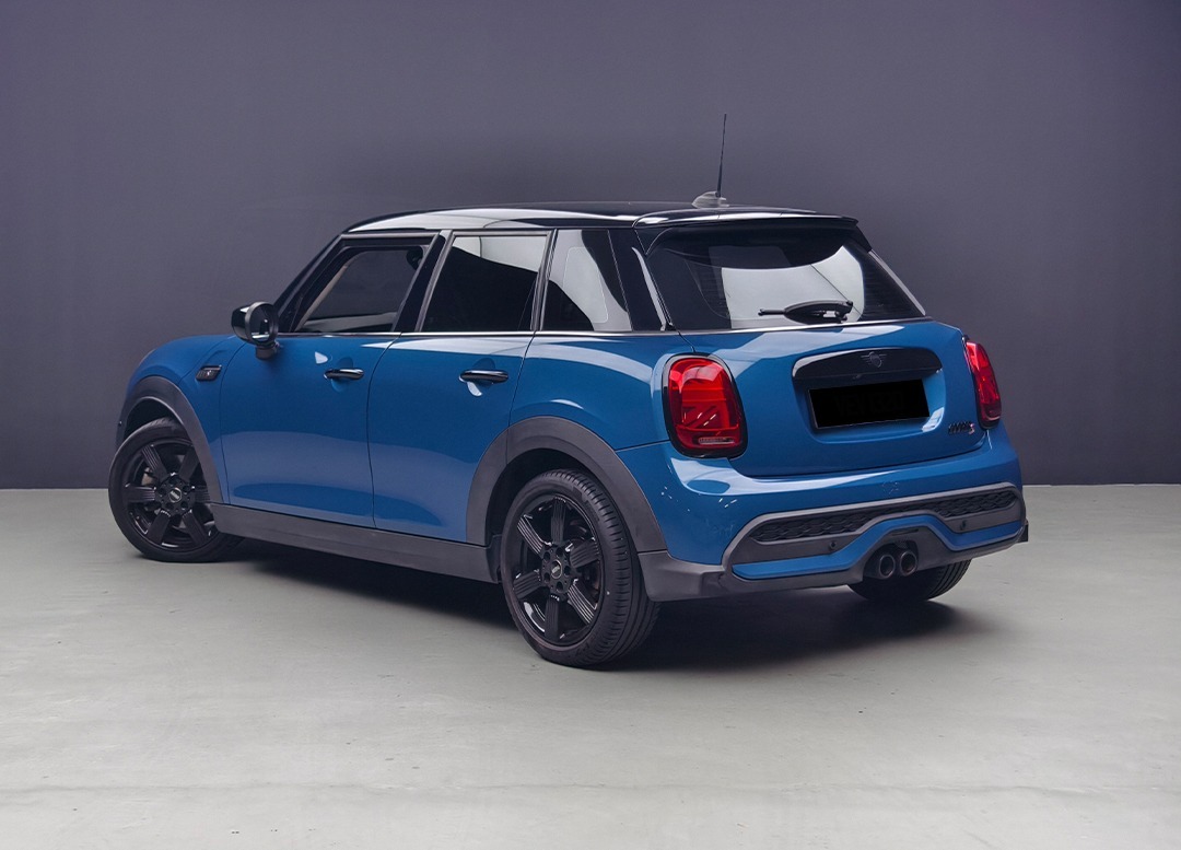 WhatsApp Image 2025-11-28 at 11.38.36