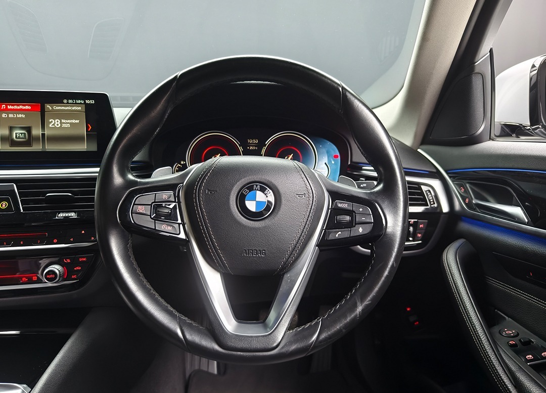 WhatsApp Image 2025-12-01 at 14.14.09