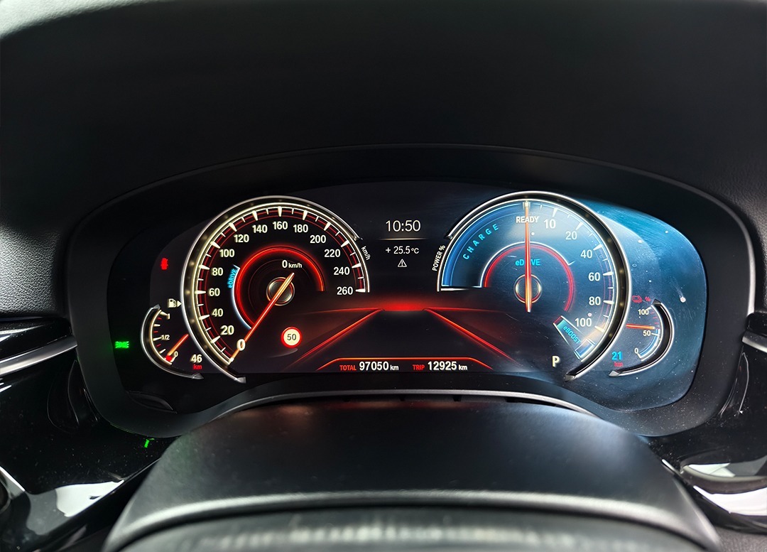 WhatsApp Image 2025-12-01 at 14.14.09 (1)