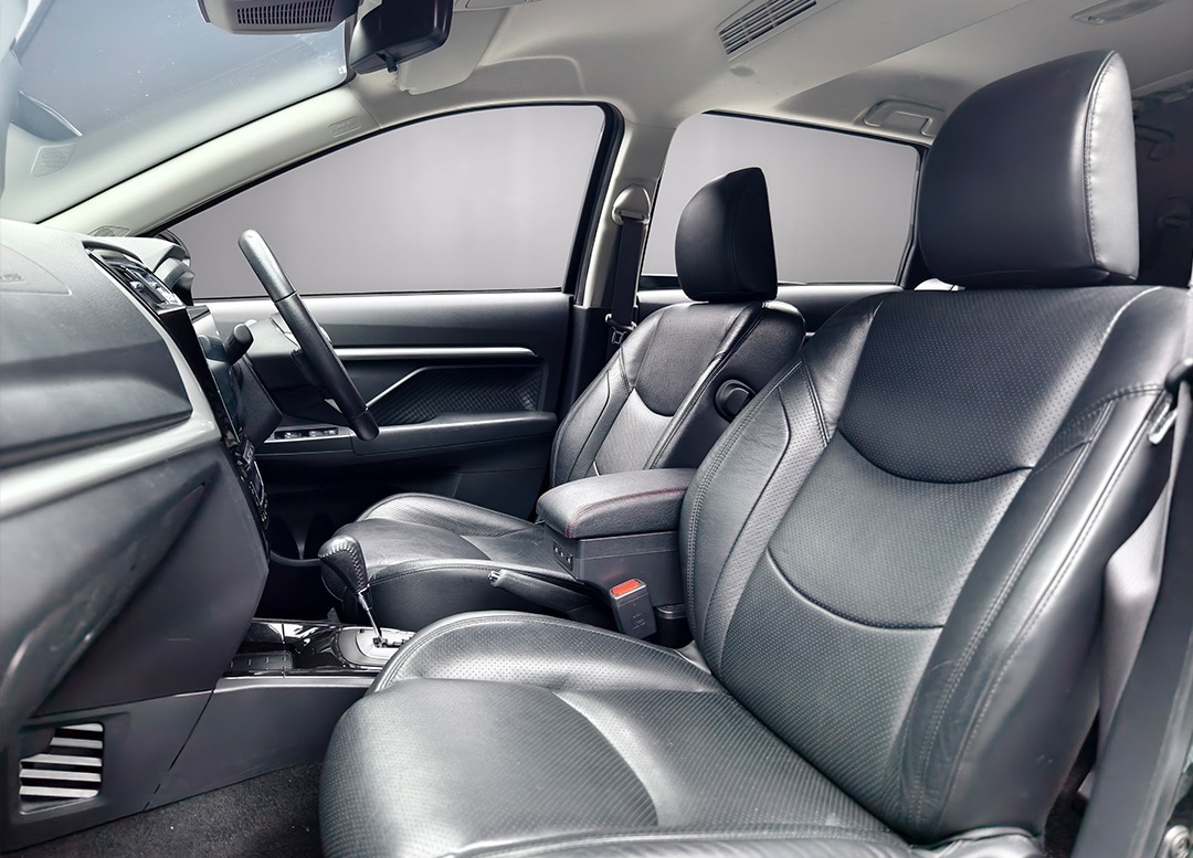 WhatsApp Image 2025-12-01 at 14.14.45