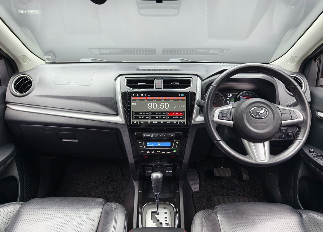 WhatsApp Image 2025-12-01 at 14.14.43