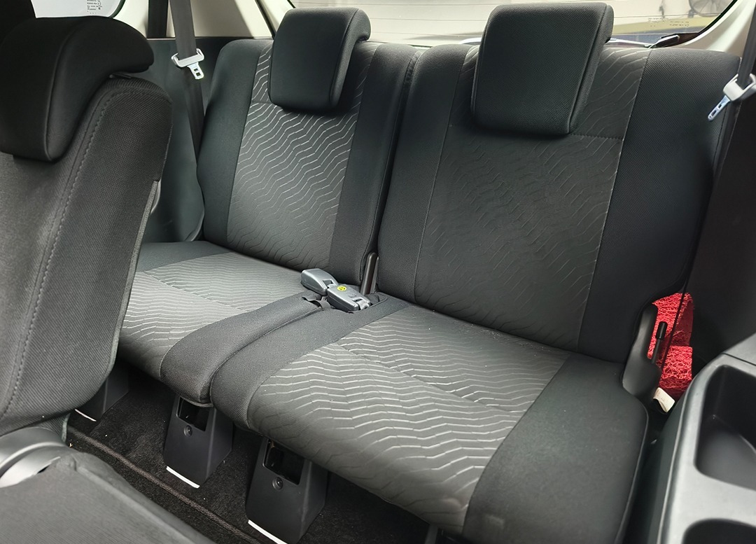 WhatsApp Image 2025-12-04 at 18.16.19 (1)