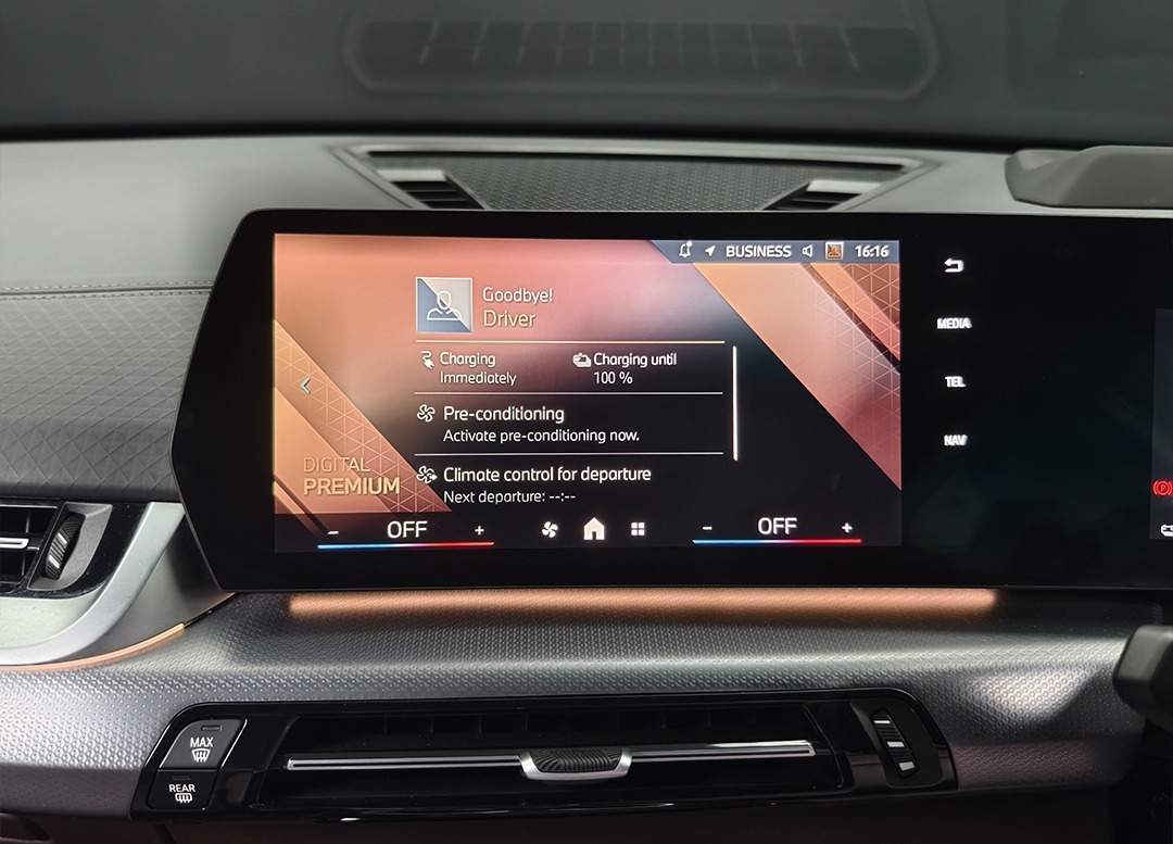 WhatsApp Image 2025-12-04 at 18.17.01