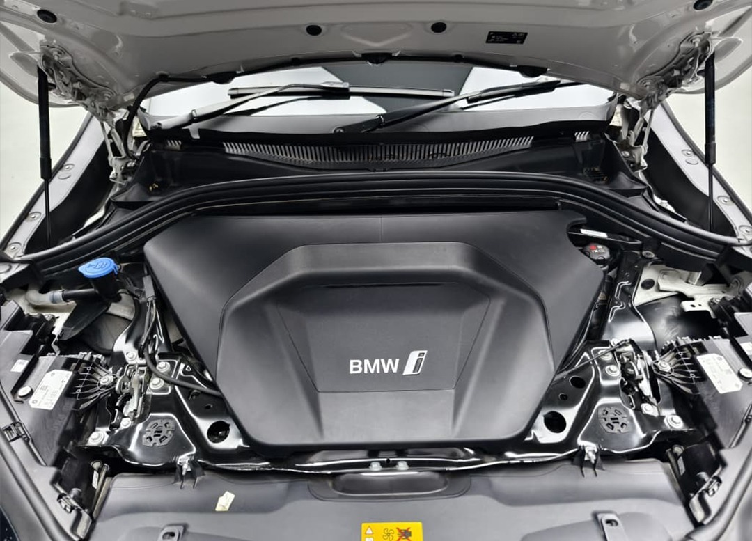 WhatsApp Image 2025-12-04 at 18.17.04