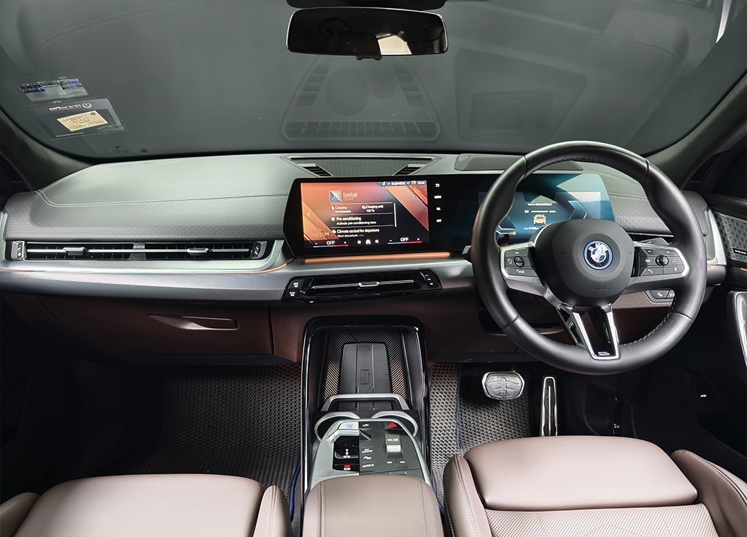 WhatsApp Image 2025-12-04 at 18.17.00 (1)