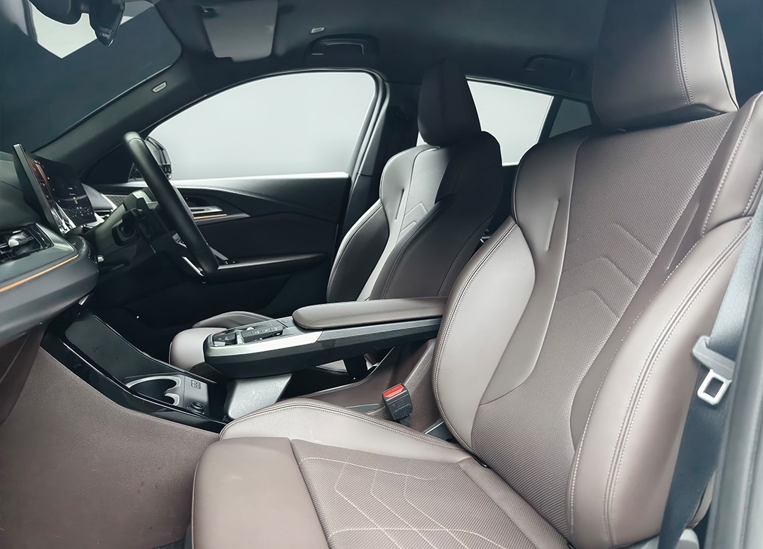 WhatsApp Image 2025-12-04 at 18.17.03 (1)