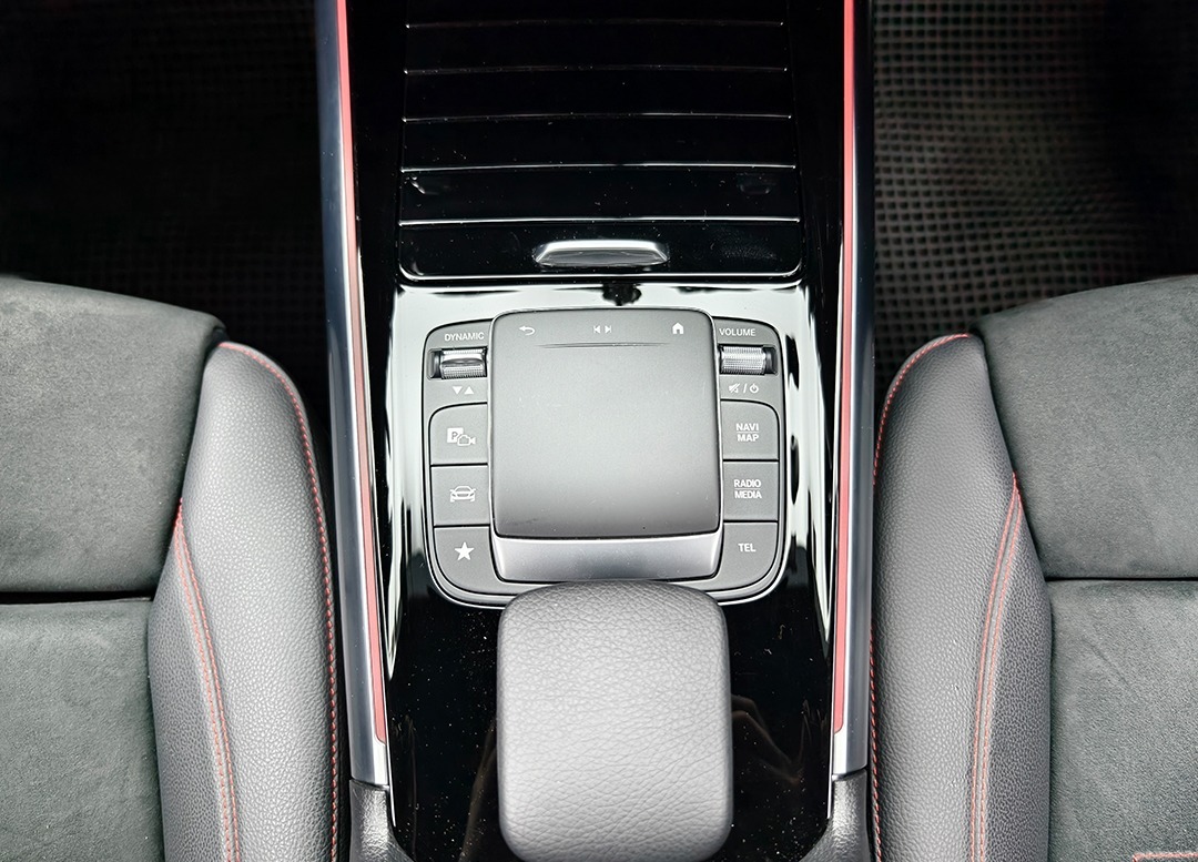 WhatsApp Image 2025-12-08 at 08.53.17 (1)