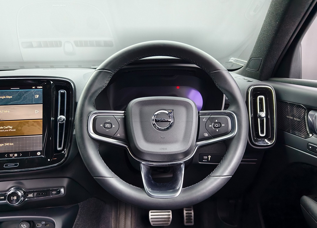 WhatsApp Image 2025-12-11 at 16.59.59 (1)