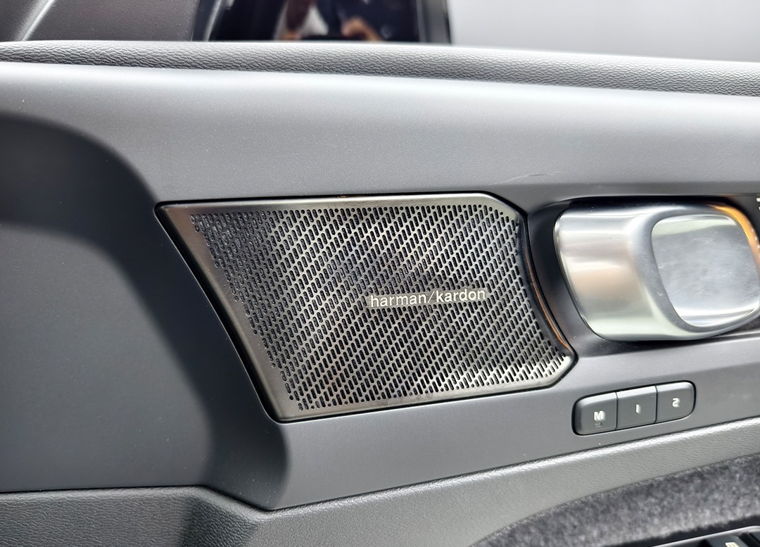 WhatsApp Image 2025-12-11 at 17.00.01 (1)