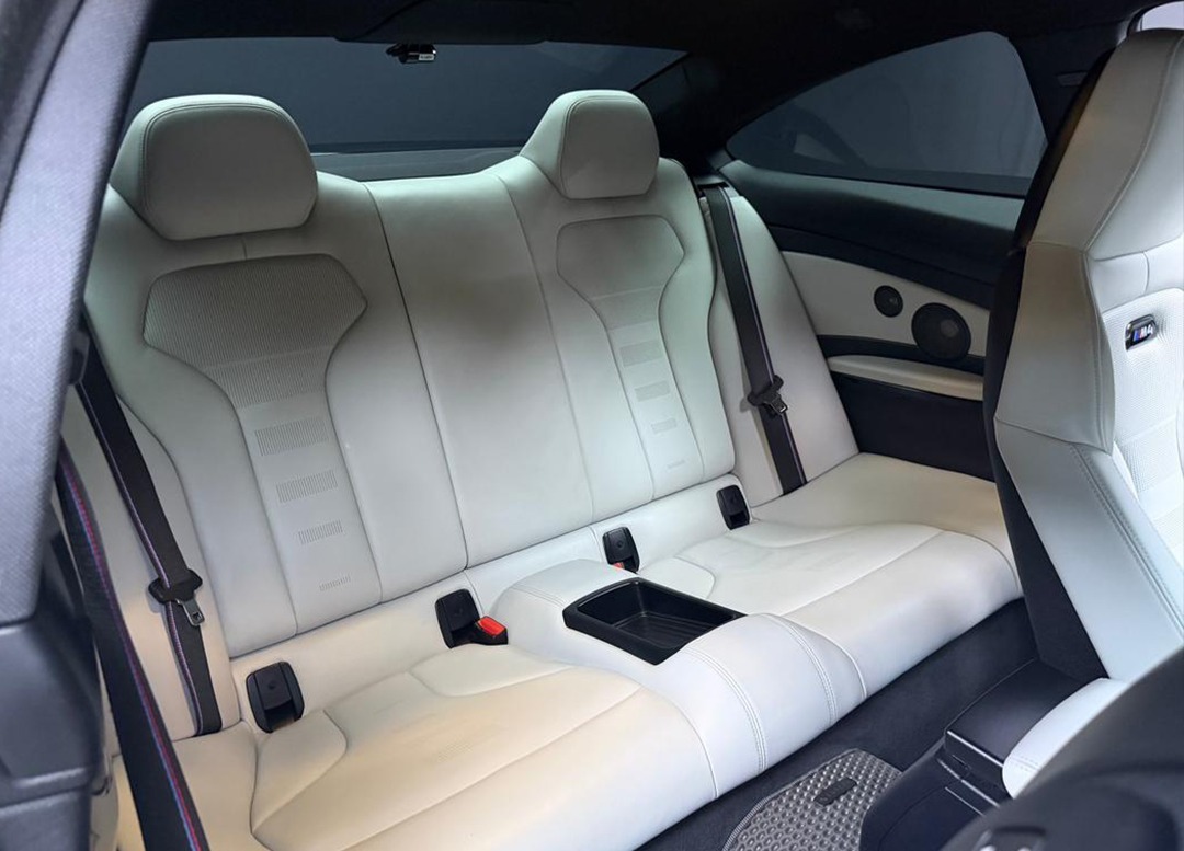 WhatsApp Image 2025-12-11 at 17.00.41