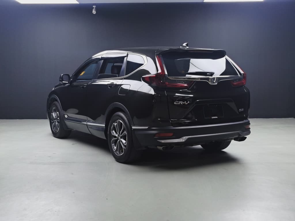 WhatsApp Image 2025-12-13 at 11.57.48 (1)