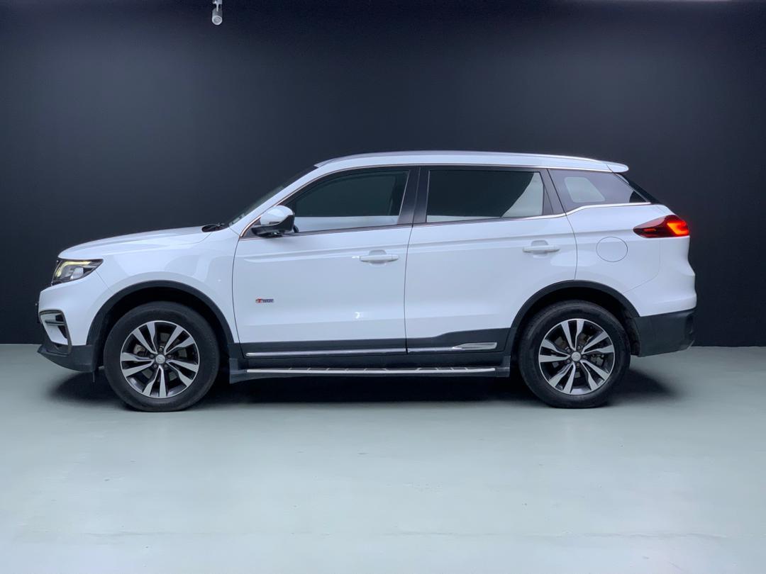 WhatsApp Image 2025-12-18 at 14.36.12 (1)