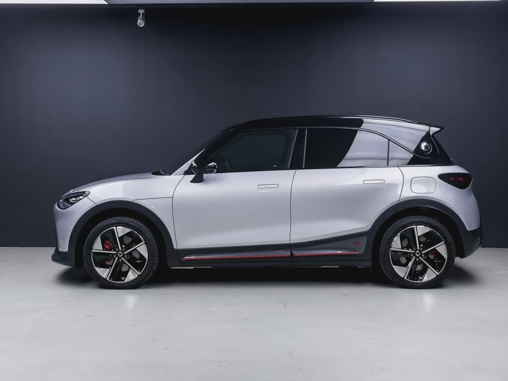 WhatsApp Image 2025-12-18 at 08.23.01 (1)