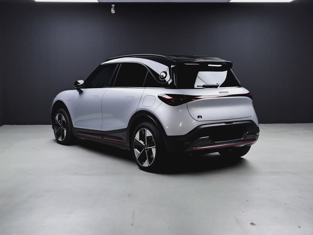 WhatsApp Image 2025-12-18 at 08.23.03 (2)