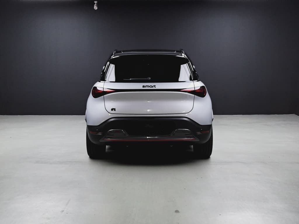 WhatsApp Image 2025-12-18 at 08.23.05 (1)