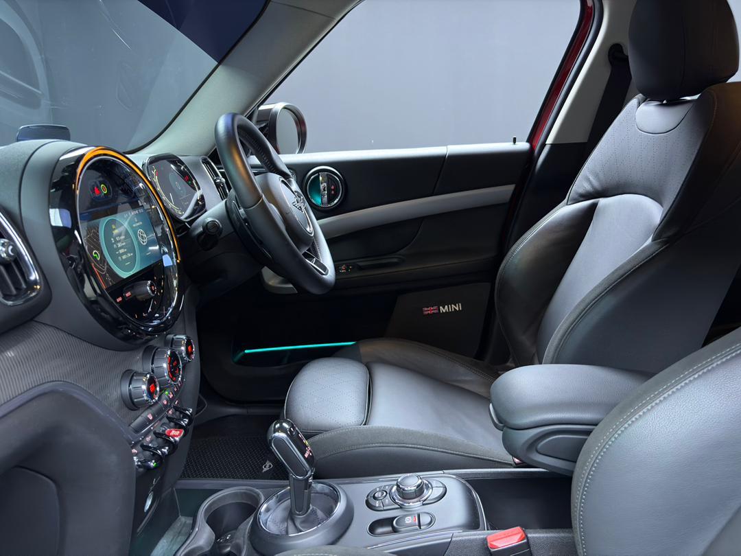 WhatsApp Image 2025-12-18 at 08.20.22 (2)