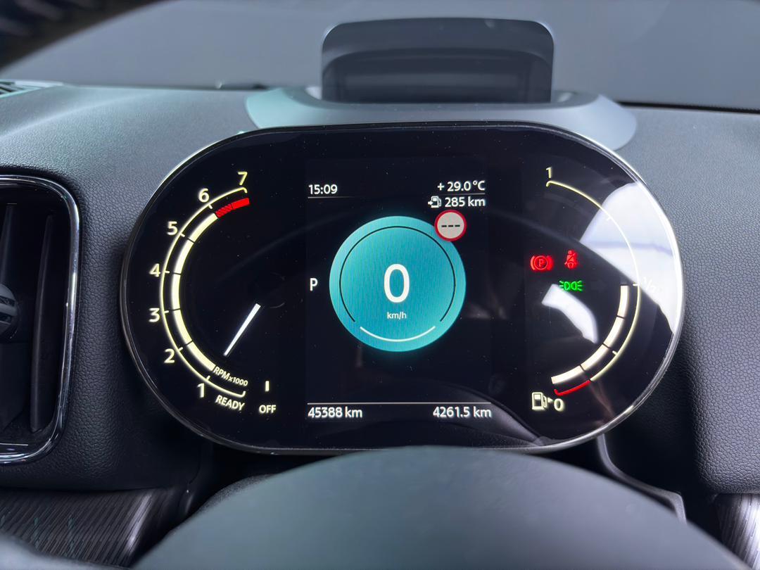 WhatsApp Image 2025-12-18 at 08.20.20