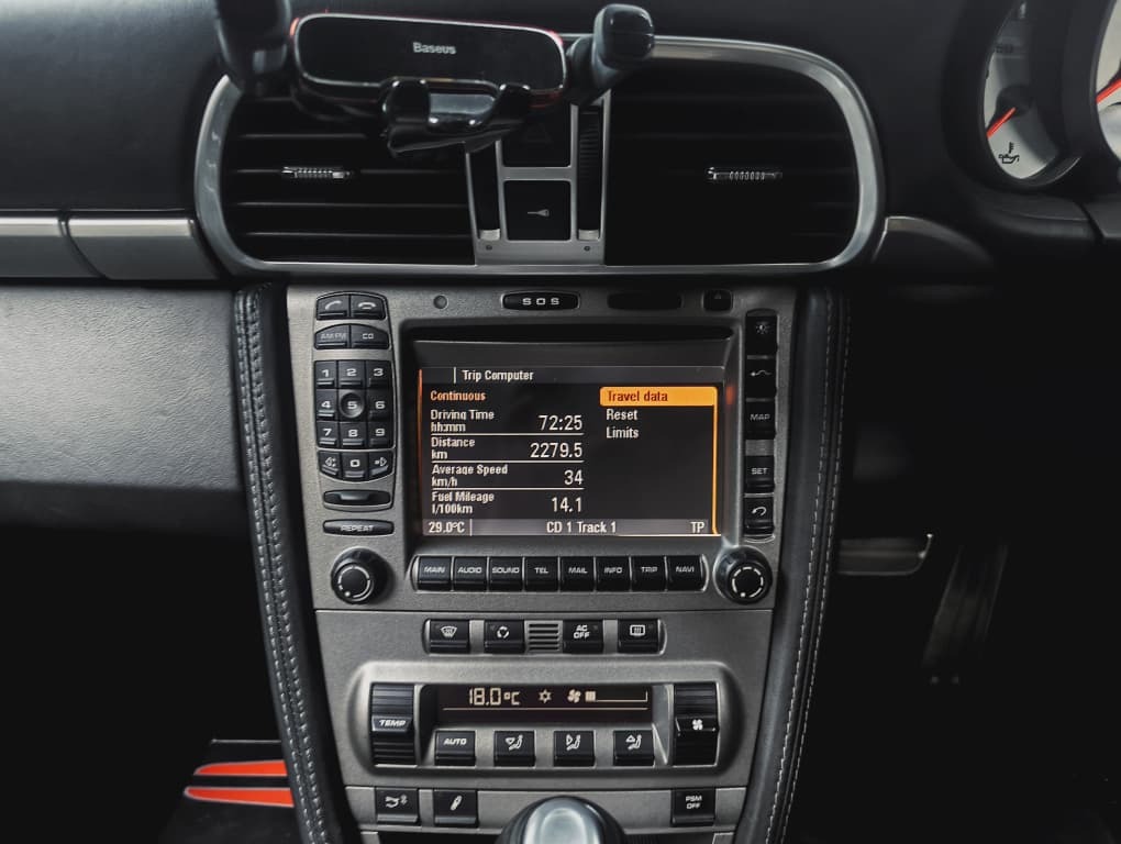 WhatsApp Image 2025-12-18 at 08.20.55 (1)