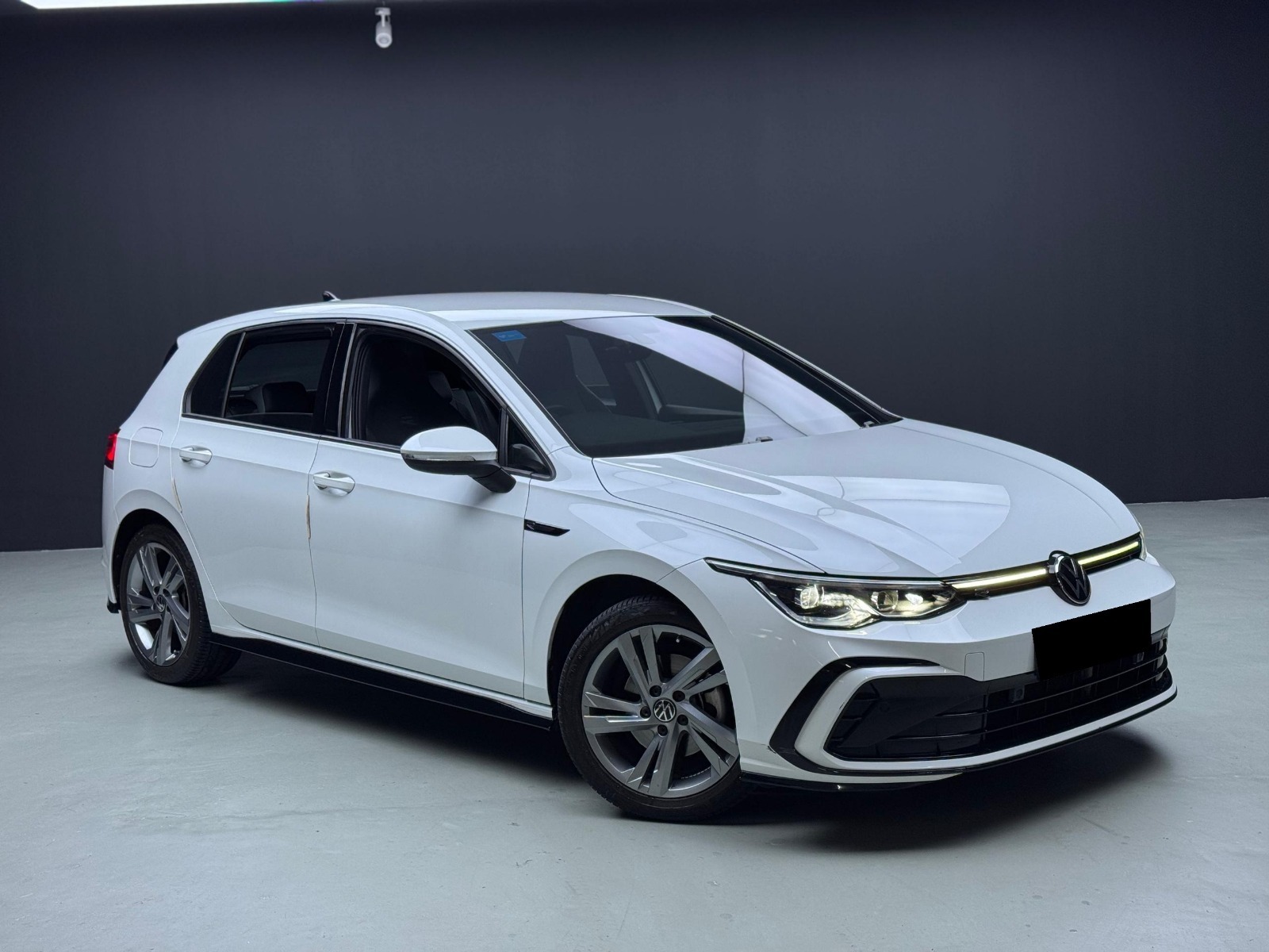 WhatsApp Image 2025-12-18 at 08.19.03