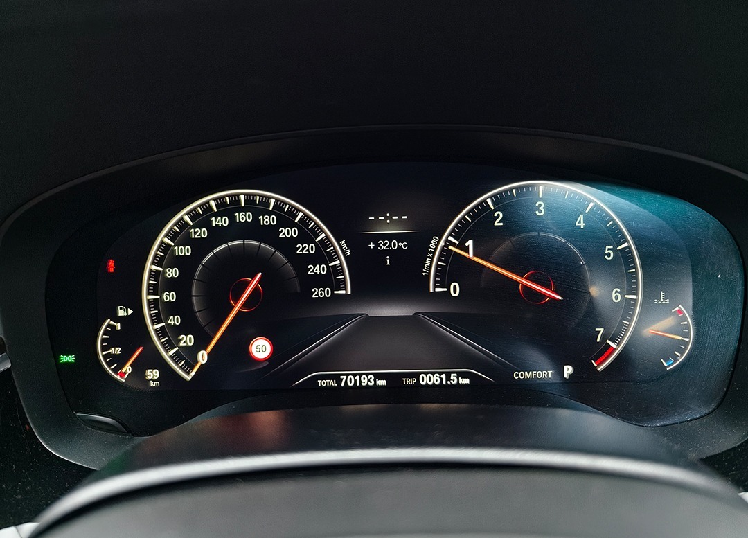 WhatsApp Image 2025-12-22 at 09.04.11 (1)