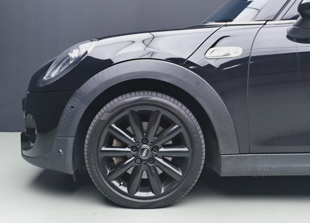 WhatsApp Image 2025-12-22 at 09.02.48 (1)