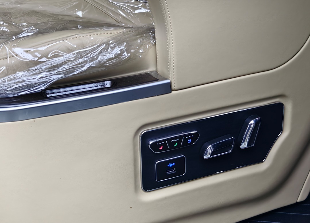 WhatsApp Image 2025-12-20 at 16.03.31