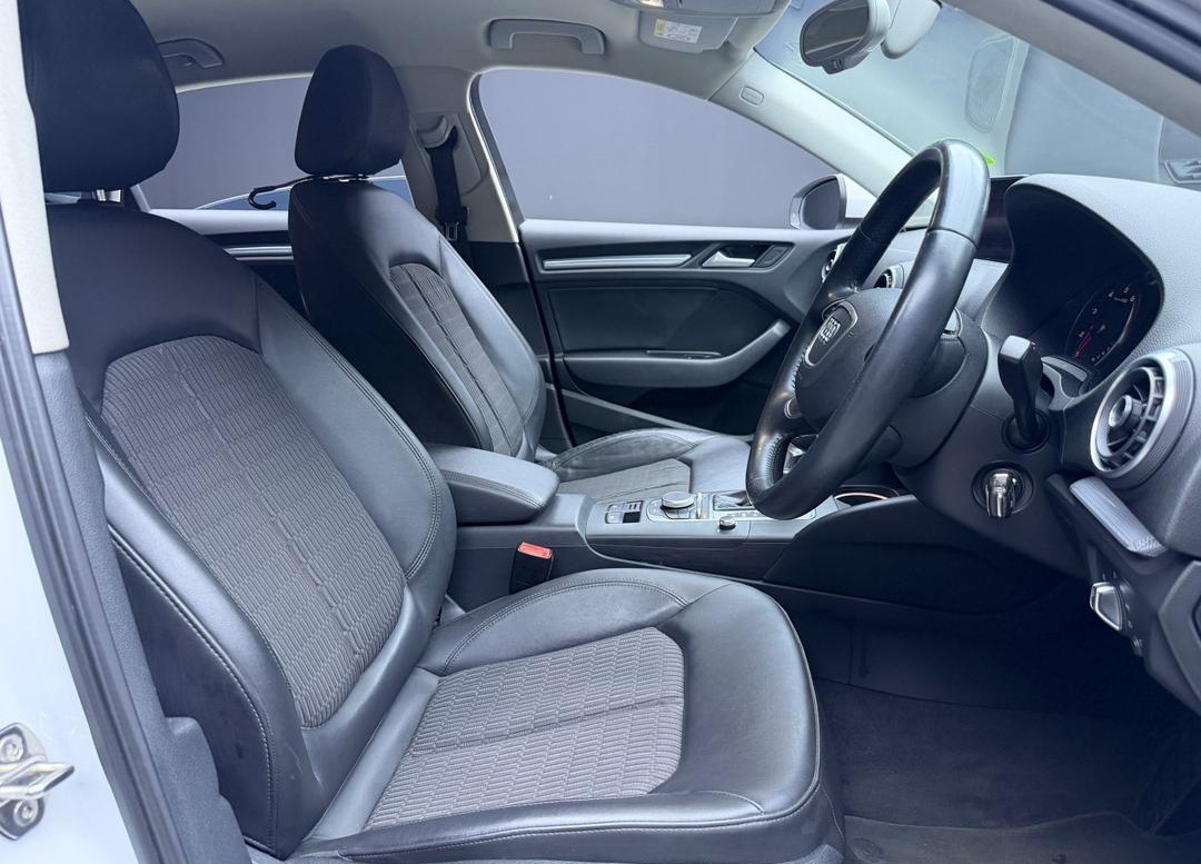 WhatsApp Image 2025-12-20 at 16.07.36