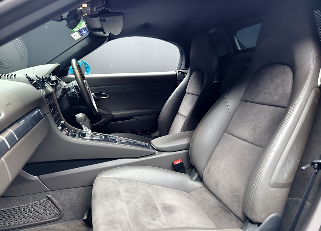 WhatsApp Image 2025-12-20 at 16.08.21 (1)