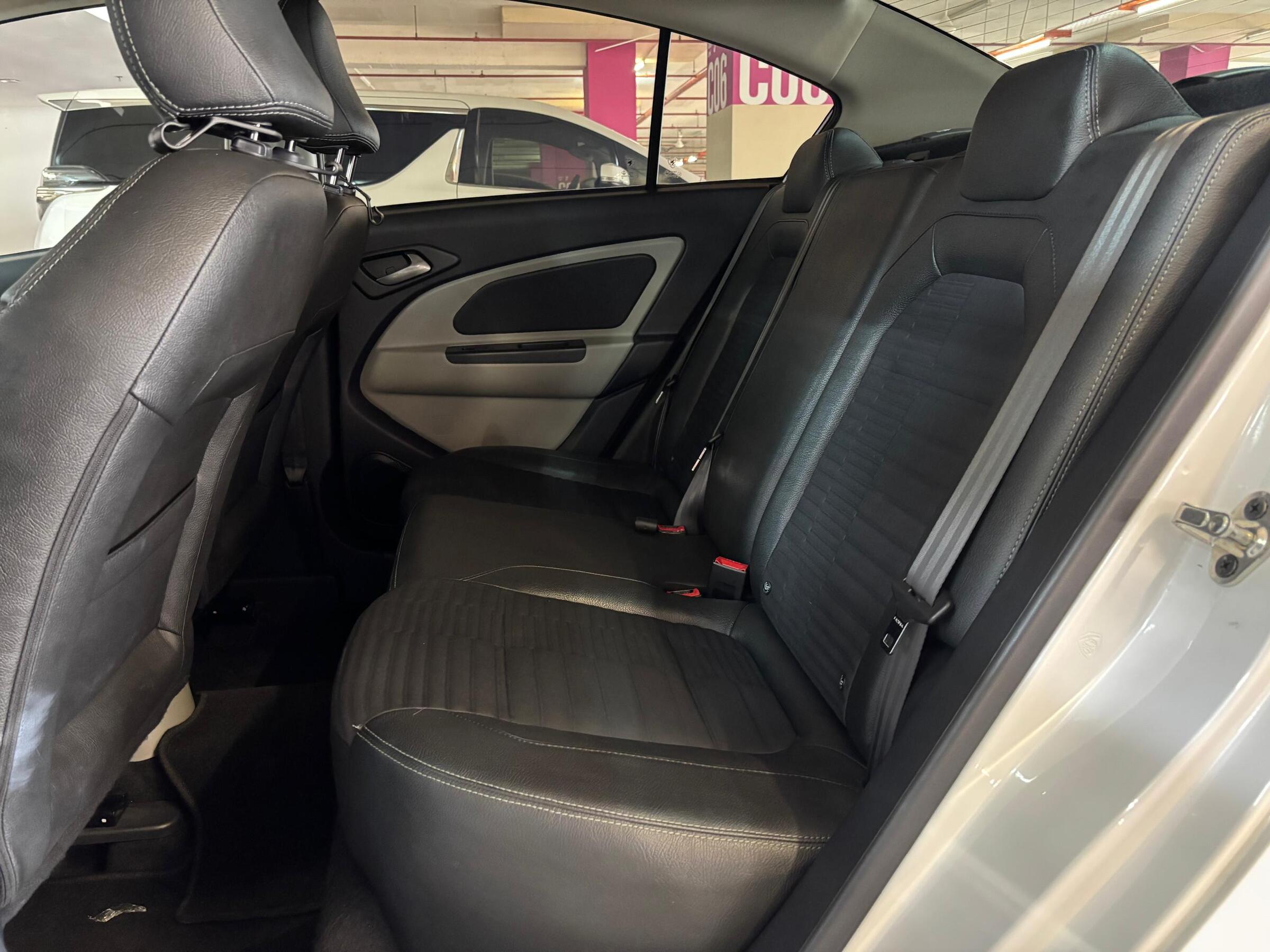 WhatsApp Image 2025-12-22 at 10.45.11 (14)