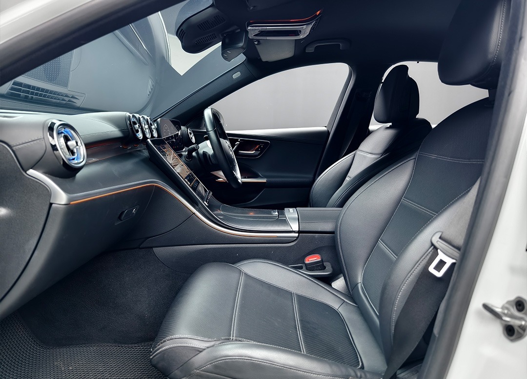 WhatsApp Image 2025-12-25 at 16.49.17 (1)