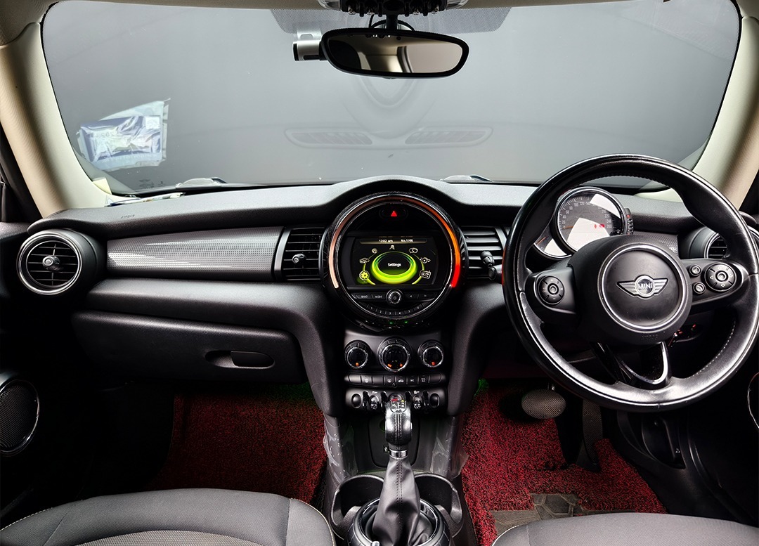 WhatsApp Image 2025-12-25 at 16.53.21 (1)