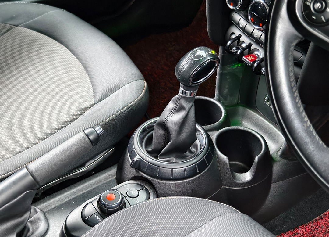 WhatsApp Image 2025-12-25 at 16.53.21 (2)