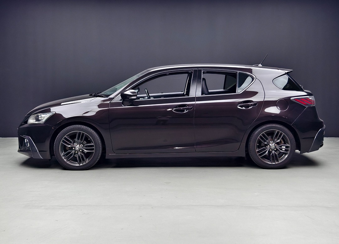 WhatsApp Image 2025-12-25 at 16.52.44 (2)