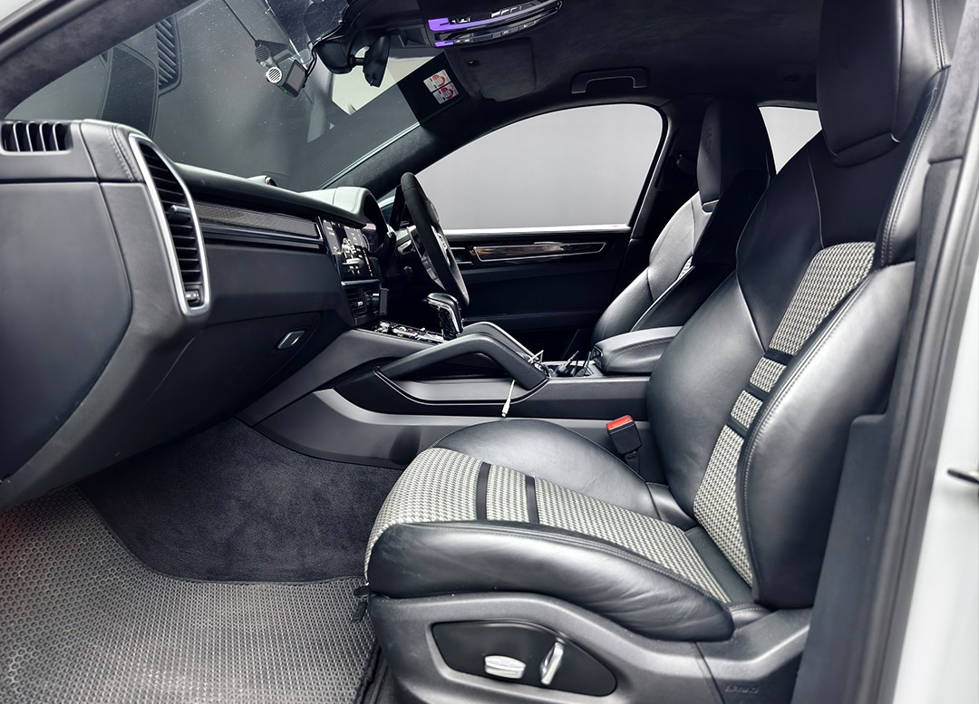 WhatsApp Image 2025-12-31 at 09.32.19