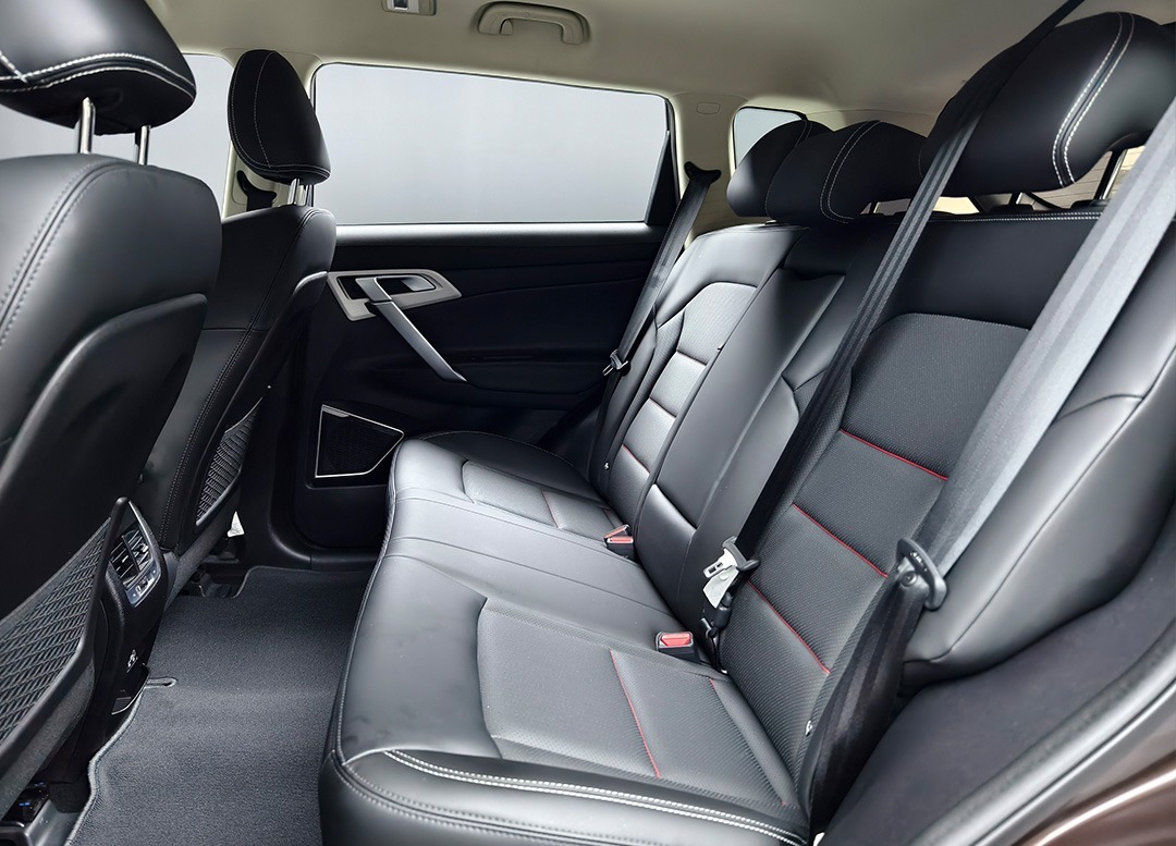 WhatsApp Image 2025-12-31 at 09.28.50 (1)