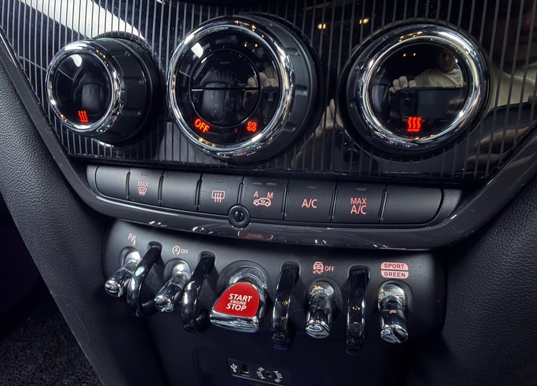 WhatsApp Image 2025-12-28 at 08.12.35 (3)