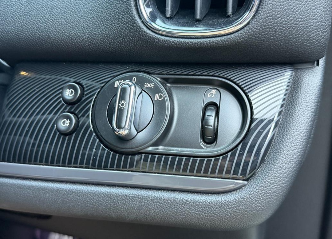 WhatsApp Image 2025-12-28 at 08.12.37 (1)