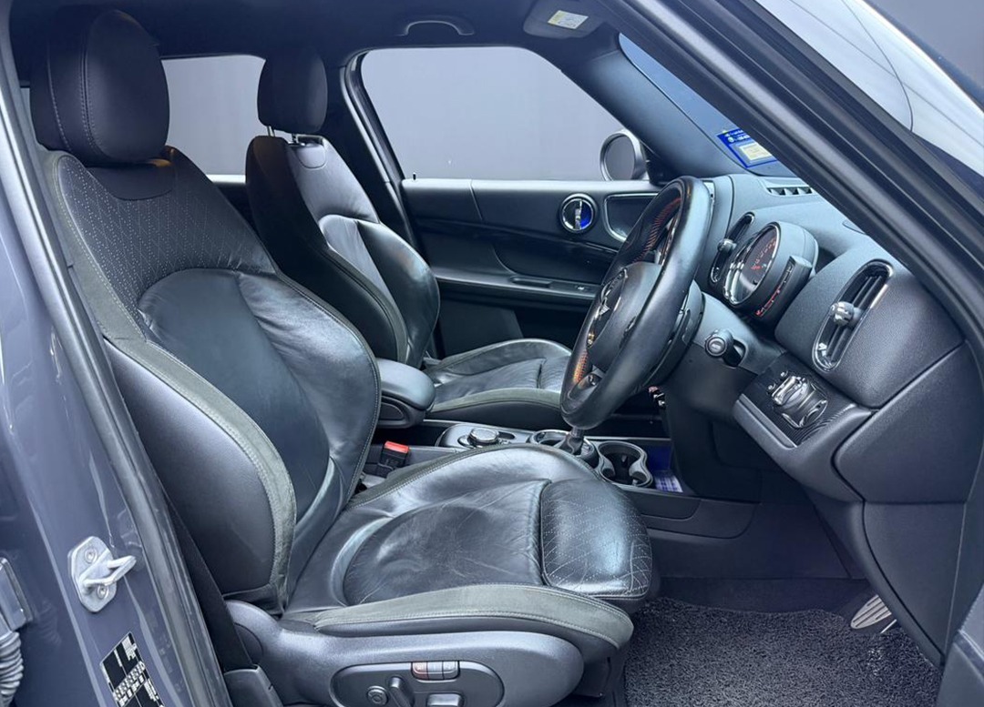 WhatsApp Image 2025-12-28 at 08.12.37 (2)