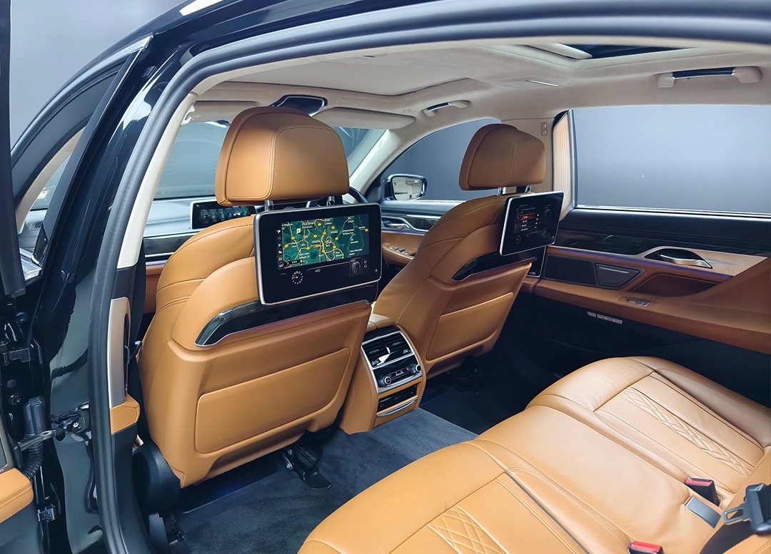 WhatsApp Image 2026-01-05 at 15.06.16 (1)