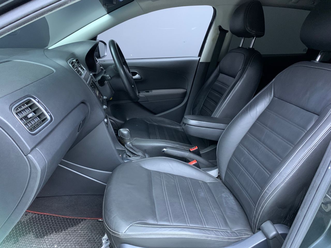 WhatsApp Image 2026-01-10 at 13.49.34 (1)